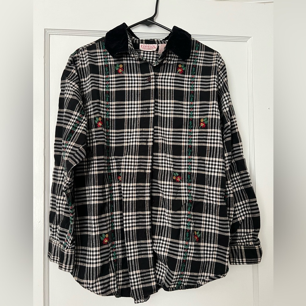 🎄Vintage Holiday Button Up🎄